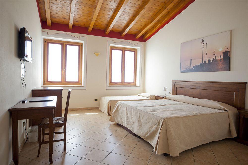 Relais Corte Pontigliardo Cola  Exterior photo